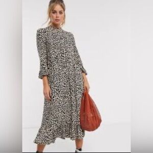 ASOS NWOT Leopard Print Cottage Prairie Button Up Tier Smocked Maxi Dress Size 6